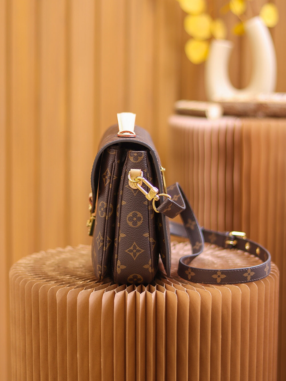 Bag Louis vuitton Metis