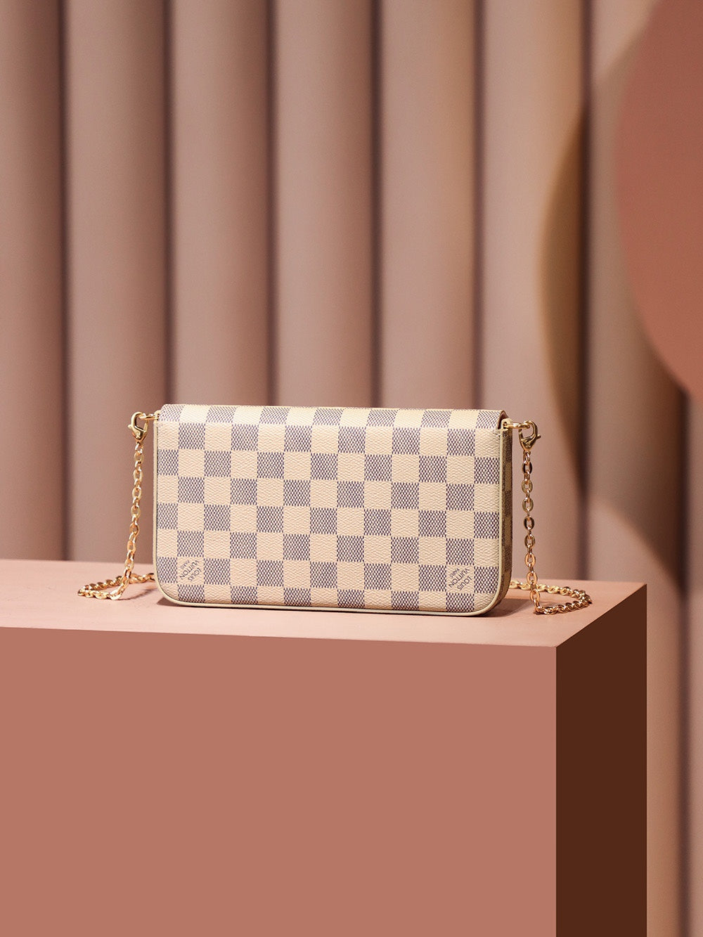 Louis Vuitton Métis