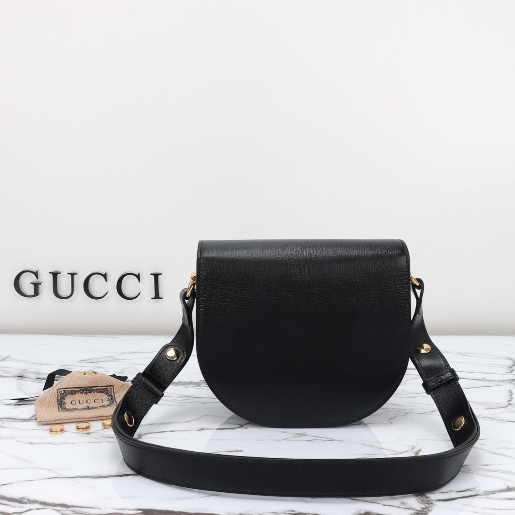 Gucci 19