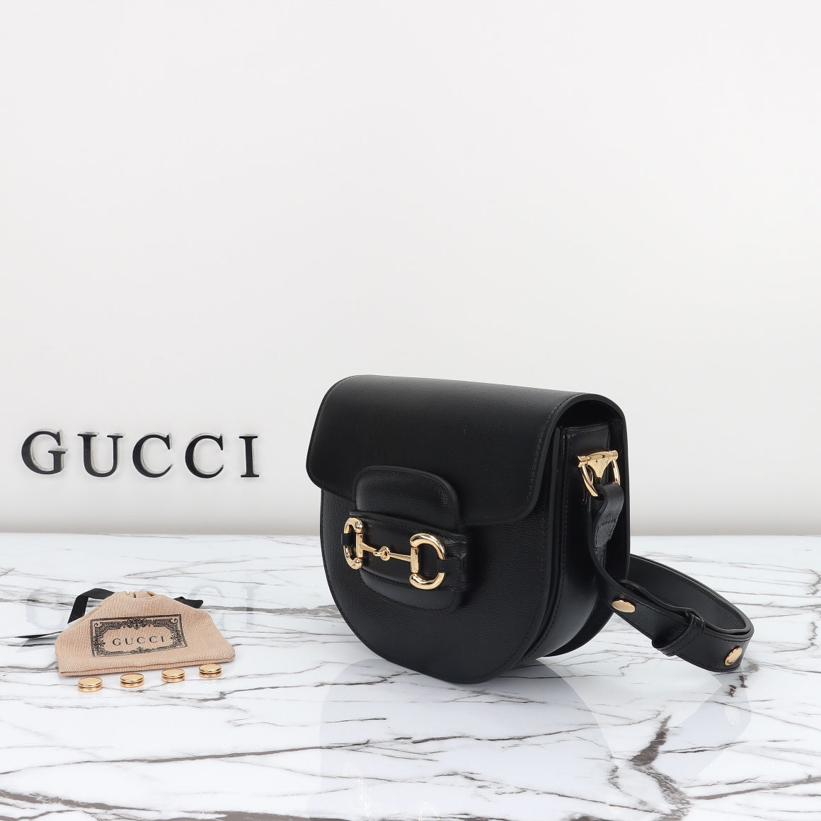 Gucci 19