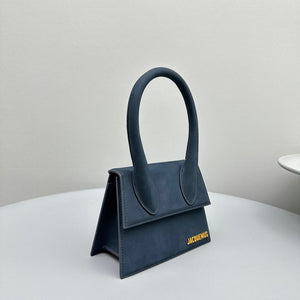 JACQUEMUS