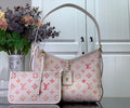 LV CARRYALL