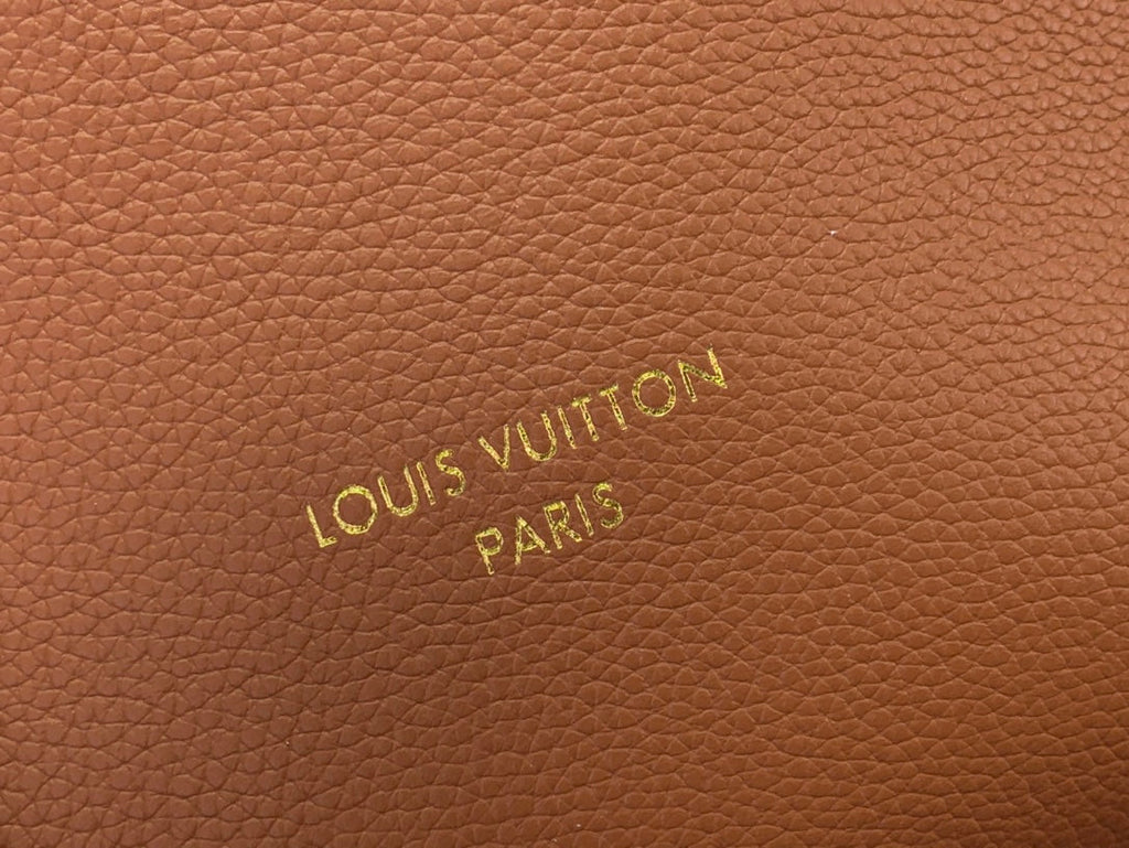 LV Low Key Hobo
