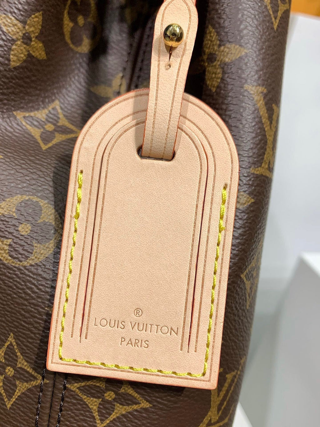 Graceful Vuitton