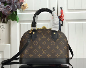 Bag Louis vuitton ALMA