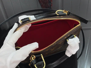 Bag Louis vuitton ALMA