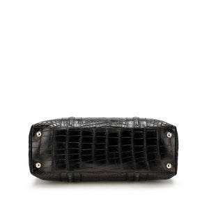 Gucci
Black Crocodile Tote Bag Silver Hardware