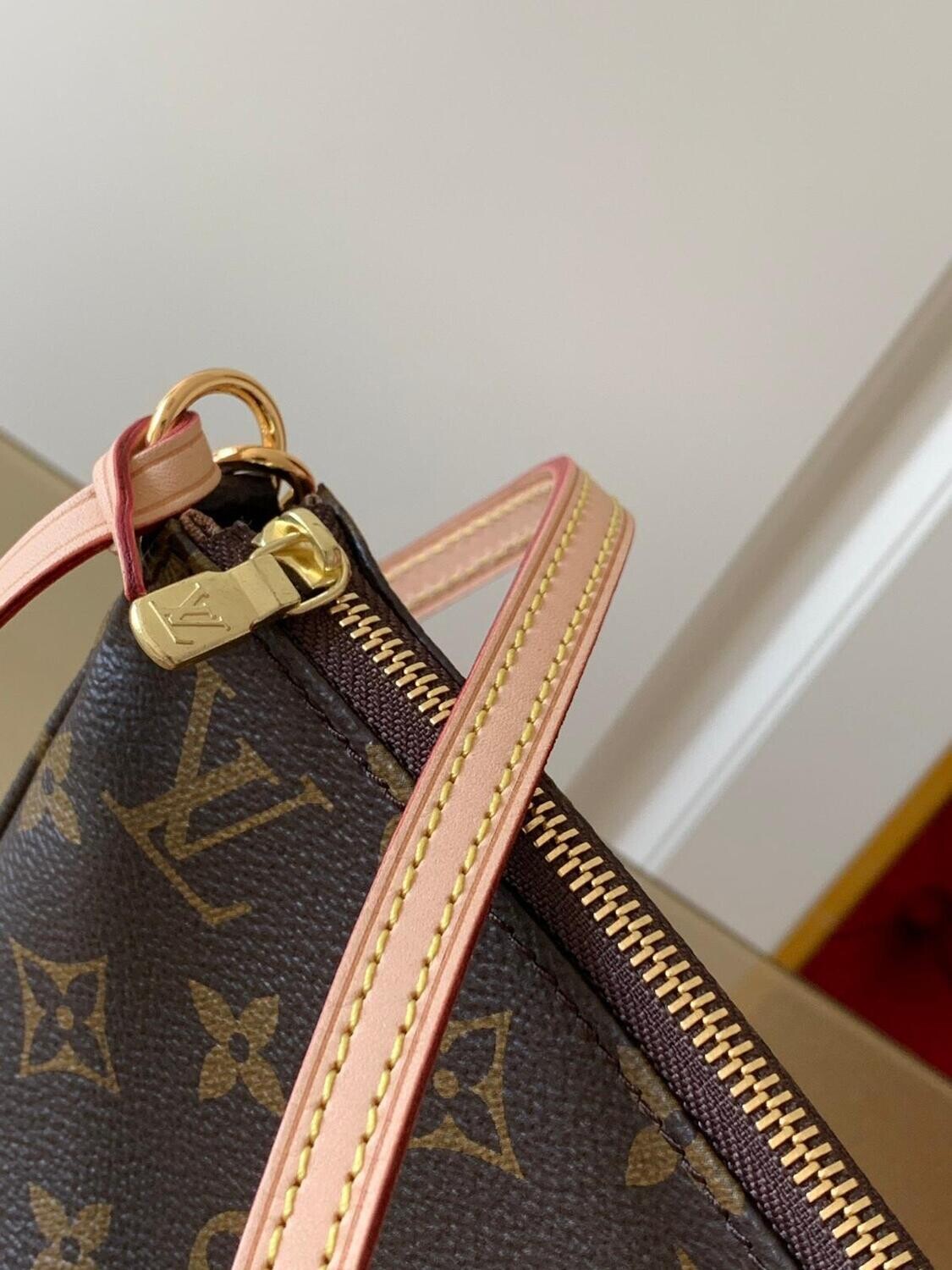 LOUIS VUITTON POCHETTE ACCESSOIRES NM