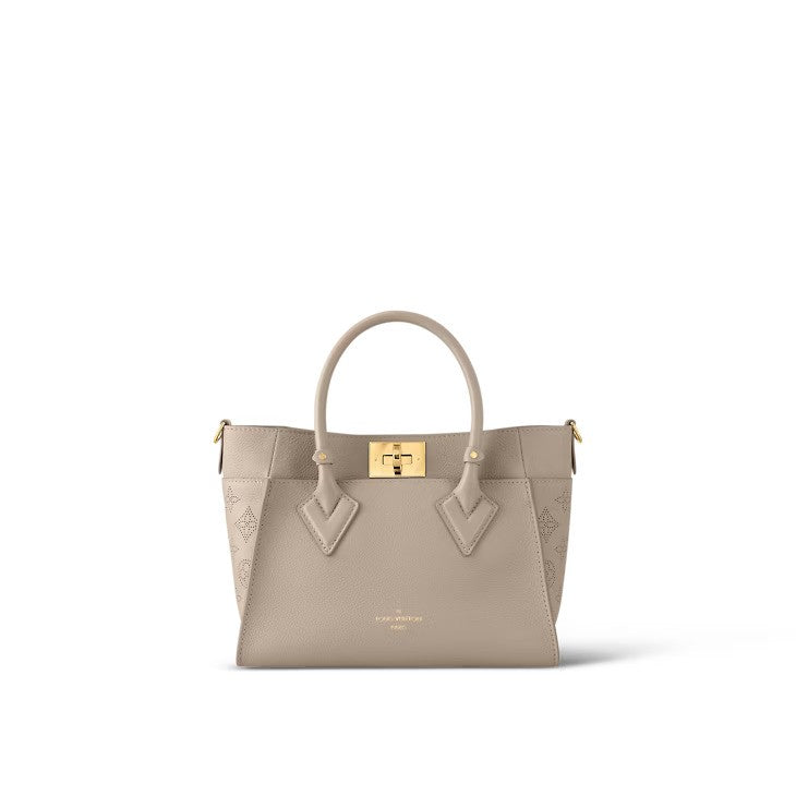 Bag Louis vuitton tote On My Side PM
