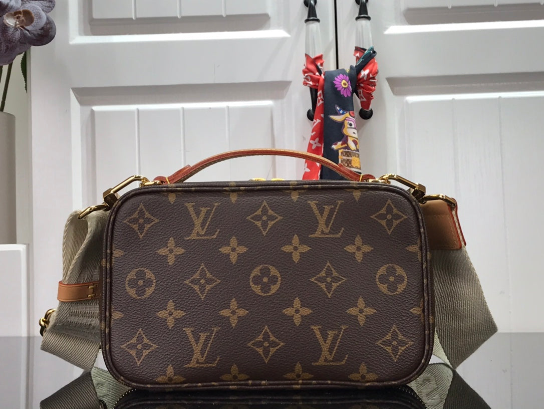 Bag Louis vuitton UTILITY