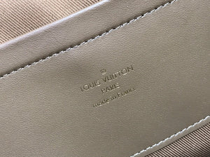 Bag Louis vuitton UTILITY